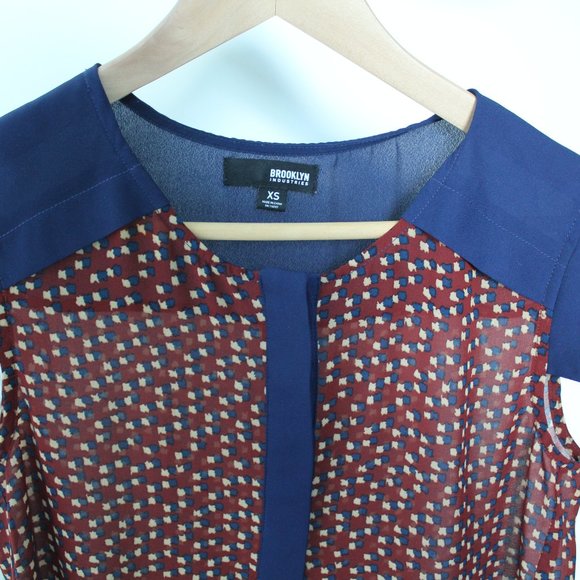 Patterned blue and maroon blouse - Picture 2 of 3